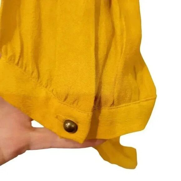 Banana Republic Women's Mustard Yellow Viscose Blouse - Picture 5 of 10